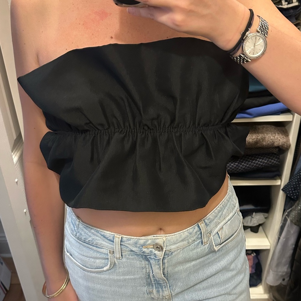 Elegant Black Strapless Top